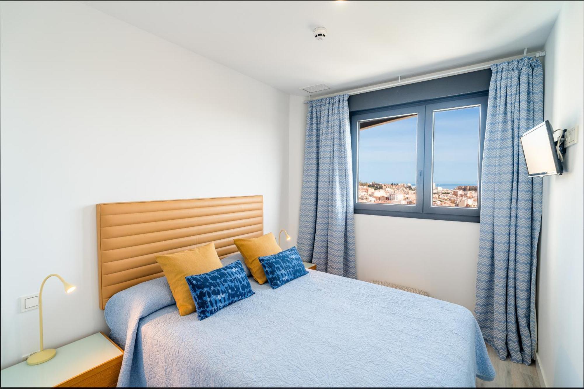Malaga Tower Viewアパートメント エクステリア 写真